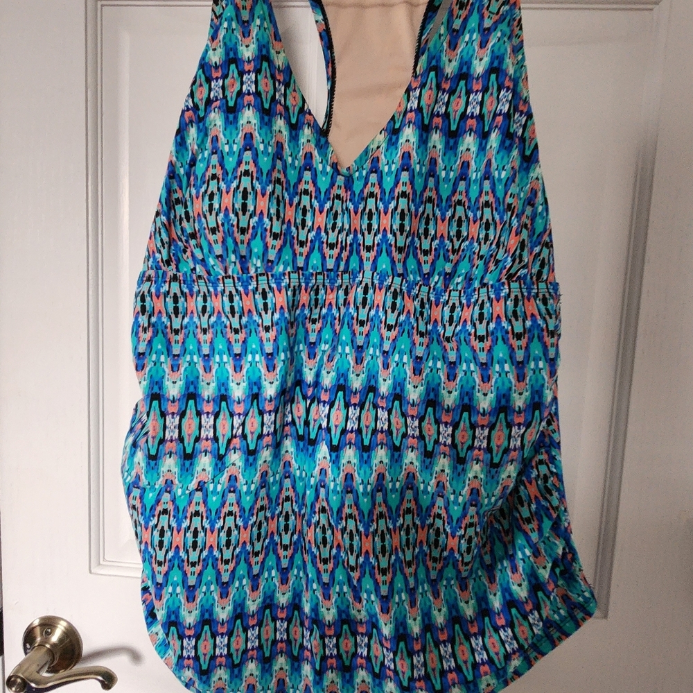 MATERNITY SWIMSUIT TOP 16W Ava& Viv